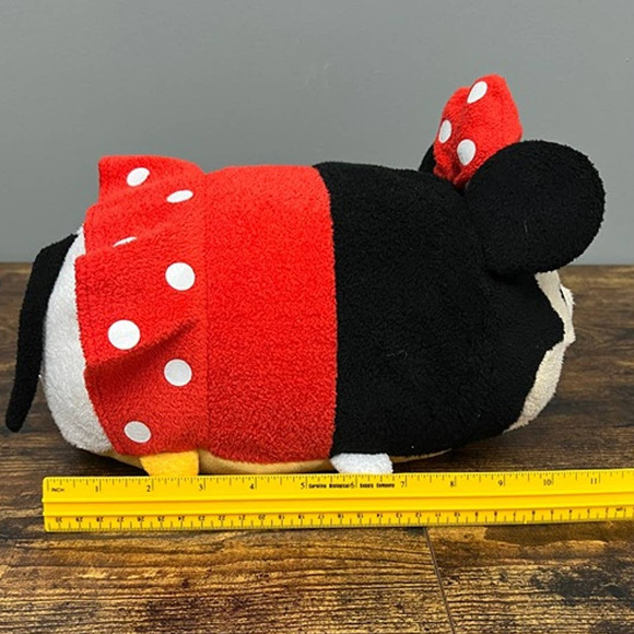 Disney Store‎ Tsum Tsum Minnie Mouse Medium Plush - Picture 4 of 4